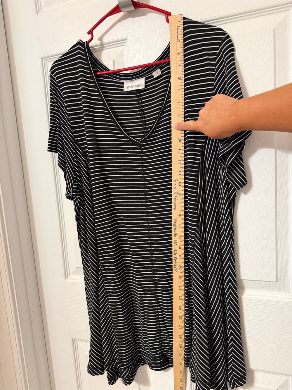 Avenue Black & White Striped V-Neck Short Sleeve Top - Picture 9 of 11